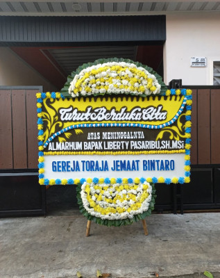 Papan Bunga Duka di Siantar Selatan